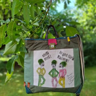 Eine sommerliche Tüte Buntes zum Taschen-Mittwoch. 
Von allem etwas aber mit ohne Lakritze!
Lasst es euch schmecken ❤️
Freue mich sehr auf eure Rückmeldungen ❤️
Habt es gut und frische Marlittgrüße aus der Werkstatt 👋
#frischgenähtes #taschenunikate #sommerlaune 
#chillen #humorhilft